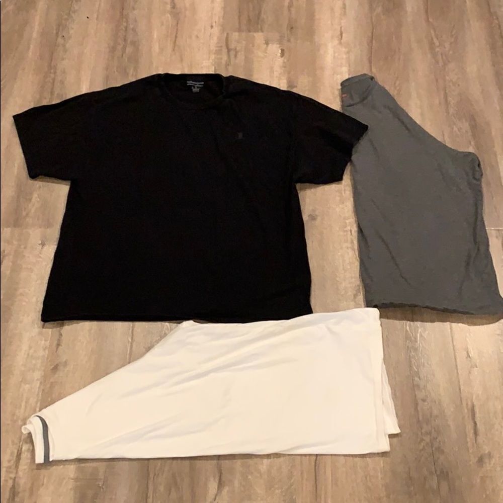 🎉1 hr sale 🎉Champions top & 2 tops bundle